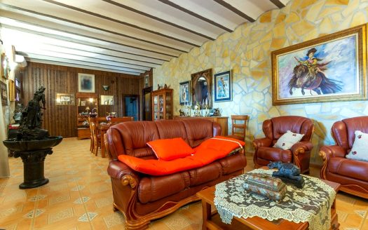 11 Bed, 7 Bath Country Property/Finca For Sale in Almoradi, Almoradi