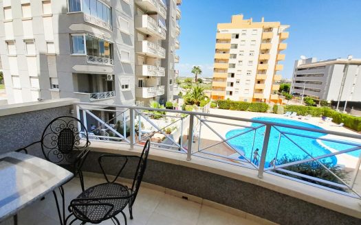 2 Bed, 1 Bath Apartment For Sale in Puerto Deportivo, Guardamar del Segura