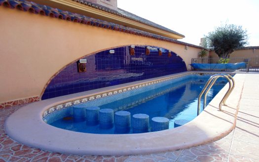 3 Bed, 3 Bath Villa for sale in Bigastro Town, Bigastro